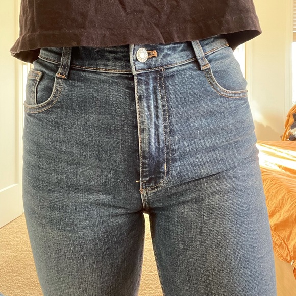 High Waisted Zara Skinny Jeans - Picture 2 of 5